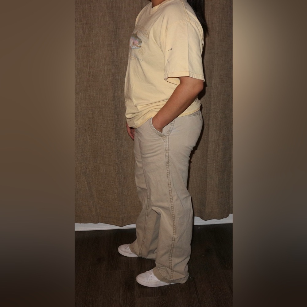 Aeropostal khaki pants Size 32/32